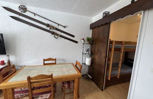 SUPER SAUZE Studio pied des pistes - Foto 8