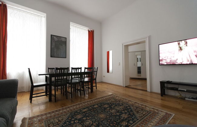 Heart of Vienna Home - Photo 8