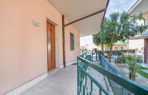 Cozy Apartment In Bussolengo With Wifi - Foto 1