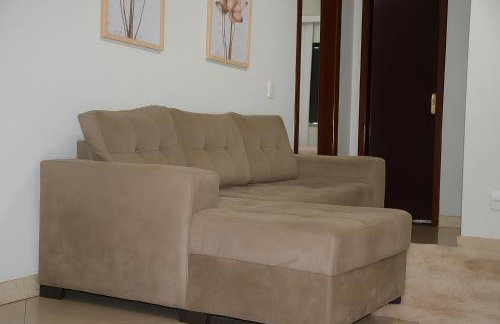 Dois quartos Cozinha completa Wi Fi Self check in com senha Central e perto de tudo a 4,4Km da Rodoviária e 15,4Km do Aeroporto Apartamento 101 - Foto 3