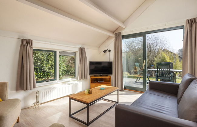 Bungalow in Veluwe Nature Park Retreat - Photo 6