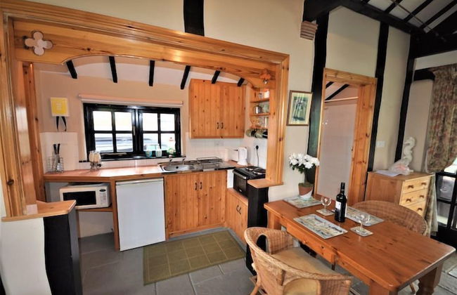 Croyde BAY Lodge 1 Bedroom - Photo 9