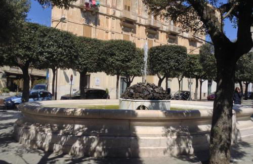 Da noi. Nella città dell'acqua e della pietra. - Foto 9