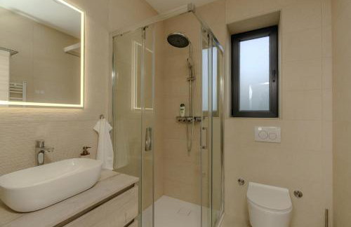 Villa Isabel - Luxury Apartments with Heated Pool & Sea View - Foto 28
