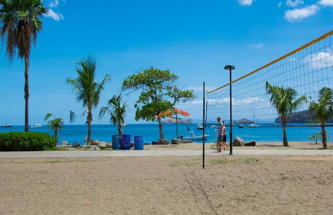 Luxe! Impressively designed 2nd-floor unit in Coco done in red and orange hues - Photo 35