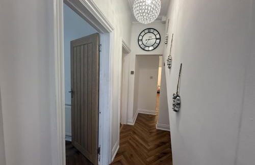 Southend Apartment With Parking, Private Garden and Beach Side Location - Foto 38