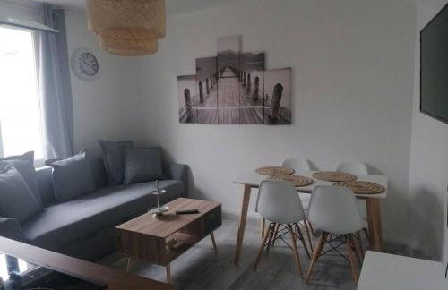 Jolie F2, 4 pers, à 25 min de Paris, 15min d'orly - Foto 1