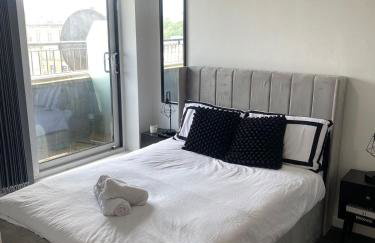 Modern 1-Bed Flat with Balcony - Foto 15