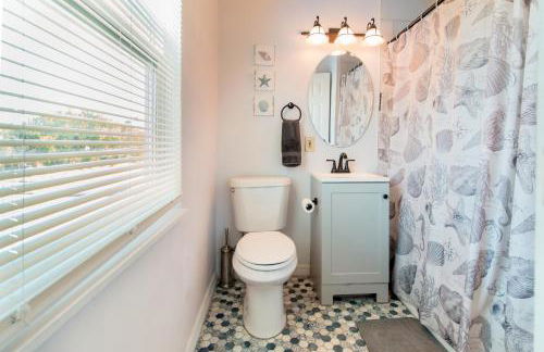 Lovely vacation home 1 block from beach & downtown Gulfport - Foto 20