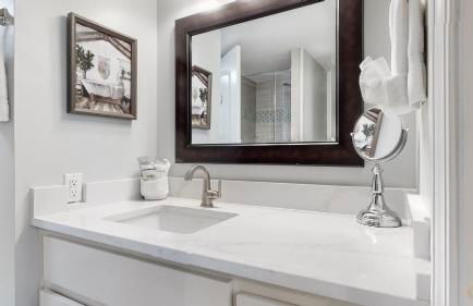 Beachfront - Renovated - Gulf view Bedroom - FLPCB5 - Foto 21