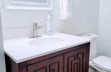 Walk to Duke Campus! 1 Bedroom in Trinity Park! - Photo 3