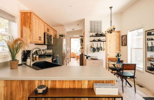 Ralston Creek Cottage - Serene Park Views - Foto 8