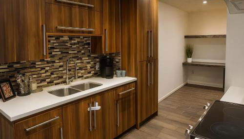 Cozy House in Mayberry - Photo 4