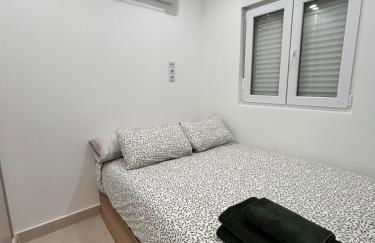 AeroSuites102 Alojamiento Madrid - Photo 8