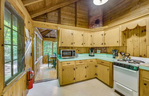 Rustic Cabin with Squam Lake Access and Fireplace! - Foto 6