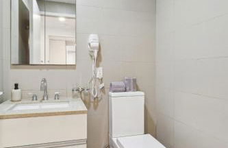 Stylish 2-Bedroom Near Central Park - Laundry - Elevator - Foto 15