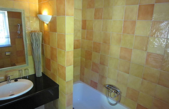 Luxurious Villa in Monchique With Private Pool - Photo 37