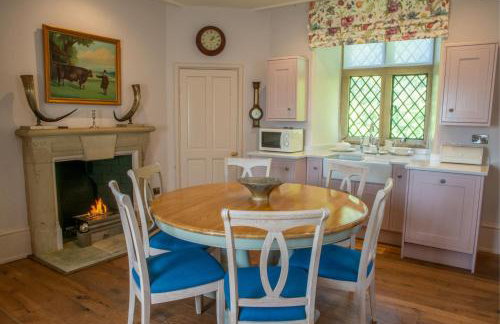 The Hunting Tower Chatsworth Estate - Photo 12