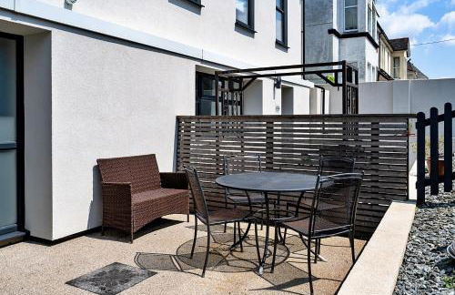 Finest Retreats - Brunels Reach - Photo 12