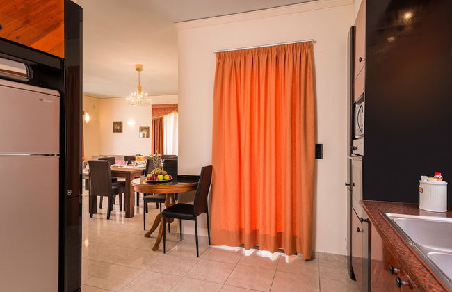 Steps to the Beach Spacious Home-Parking - Foto 30