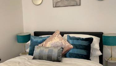 CityNights Studios with Free Parking - Foto 3