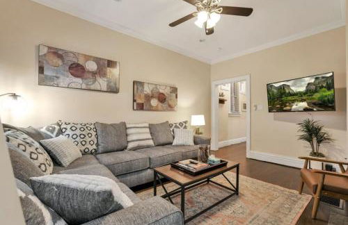 OSU and Short North 4 Bedroom Patio and Garage with EV - Foto 1