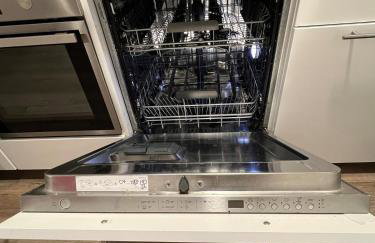 Beautiful 2 bedroom apartment with terrace and garden - Foto 17