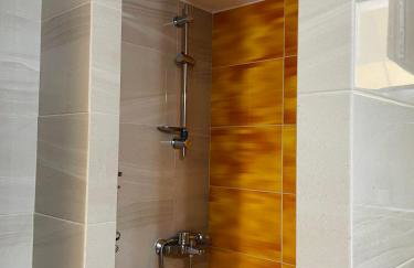 Fay's Apartment - Photo 23