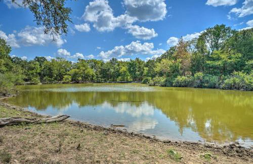 Hand-Built Black Fork Cabin 2 with Fire Pit! - Foto 34