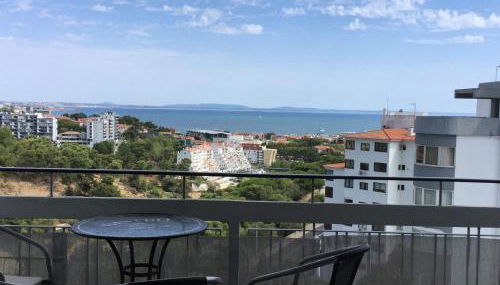 Superb view over Cascais and the Ocean, with wonderful balcony - Foto 2