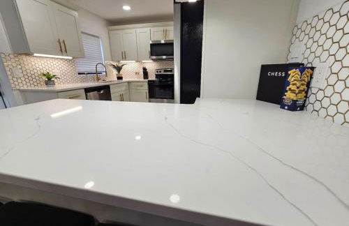 Stylish Duplex walkTO Lake Eola Orlando. Sleeps 8 - Foto 15