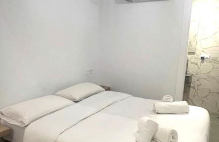 ZONA LUXURY 1 a 5 min de la ESTACIÓN DE BUS Y TREN MARÍA ZAMBRANO - Foto 2