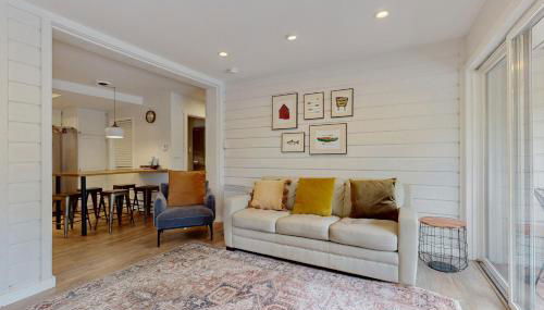 Modern Alpine Getaway - Photo 5