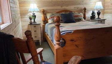 Allen Falls Private Woodland Cabin on 30 acres - Foto 4