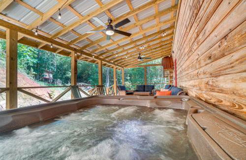 North Georgia Mtn Escape with Hot Tub and Games! - Foto 29