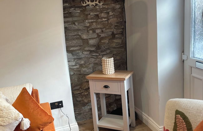 Charming 1-bed Cottage in Brynmenyn - Foto 11