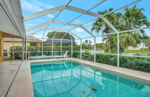 SUPERB VILLA WITH PRIVATE POOL IN NAPLES - Photo 4