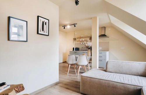 Idyllisch zentral - Großes Apartment mit historischem Flair und Bergpanorama - Foto 1