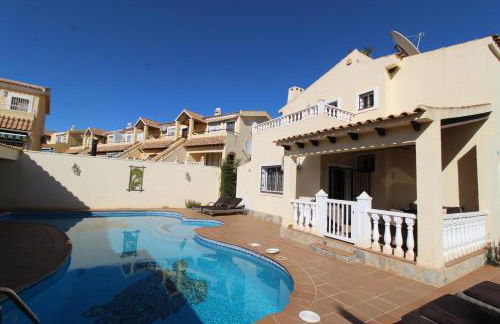 4 Bedroom Family Villa with Private Pool in Villa Martin - Foto 47