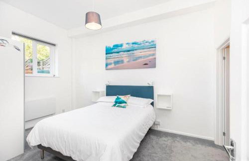 PRINCES COURT by BOURNECOAST- Holiday Apartment with Patio Garden, Parking and WIFI - FM8455 - Foto 11