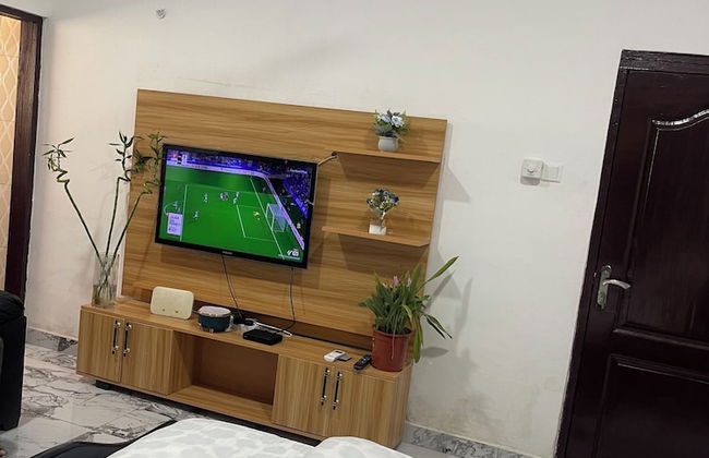 Peach City Apartments - Photo 14