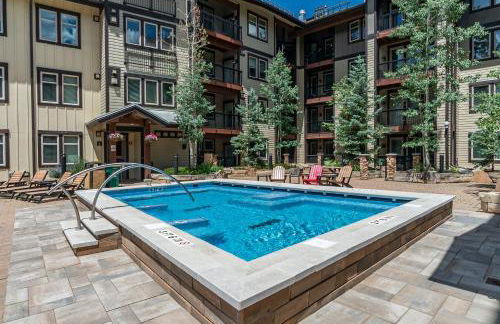 Fraser Crossing 1BR Condo | Hot Tub Access + Walk to Lifts - Foto 3