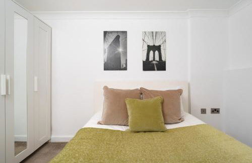 Modern 3BR - Flat Sleeps 8 - Walk to Liverpool St - Foto 14