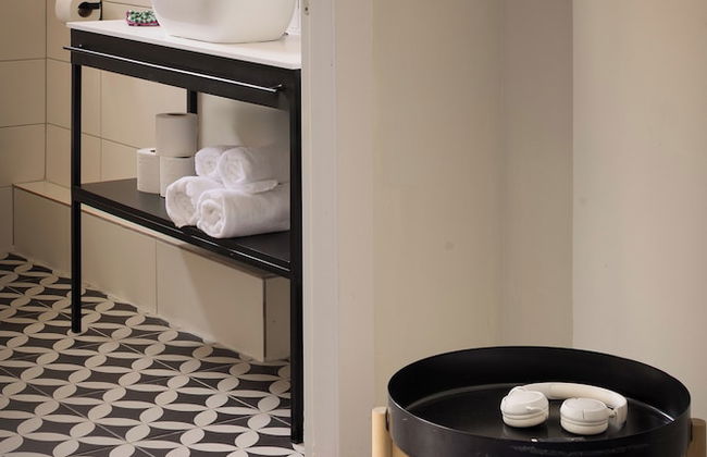 Monochrome Rothschild - Smart Hotel by Loginn Tel Aviv - Foto 28