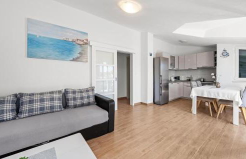 2 Bedroom Gorgeous Apartment In Vezac - Foto 2