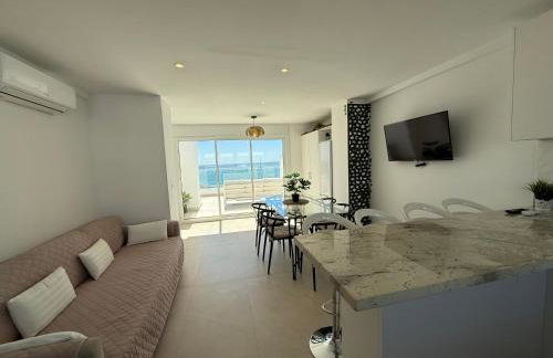 Front Sea View Penthouse - Photo 17