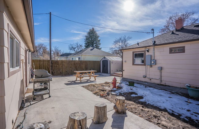 Stir Crazy! Bike Trails, Dogs OK, Food & Nightlife - Foto 19