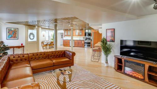 Walk to Athens Riverfront Park! Modern-Retro Apt - Foto 1