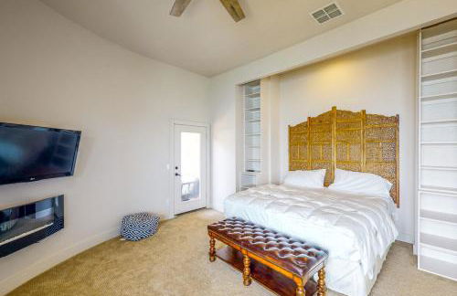 Hot Tub and Views Luxe Lake Bridgeport Retreat - Foto 20