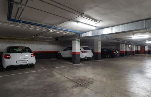 Vivienda con zona de trabajo, piscina y parking - Foto 33